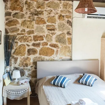 Летний дом Stone Villa With Sea View Неа-Рода