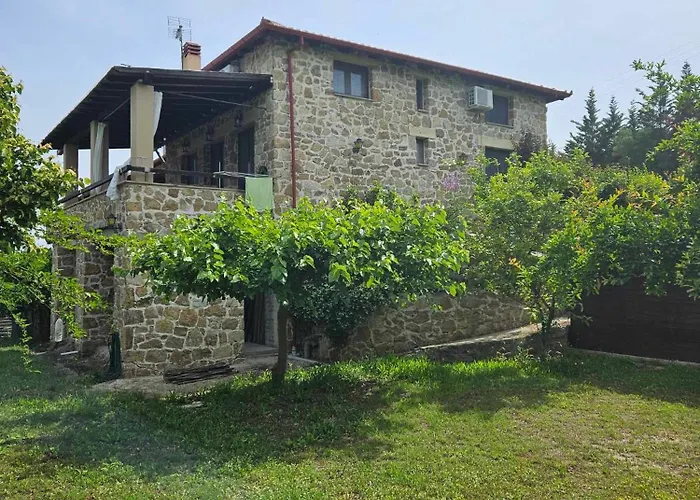 Εξοχικό σπίτι Stone