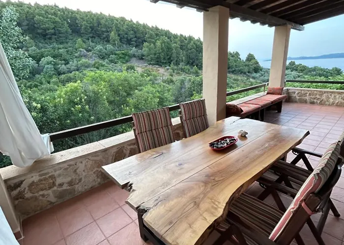 Stone Εξοχικό σπίτι Νέα Ρόδα