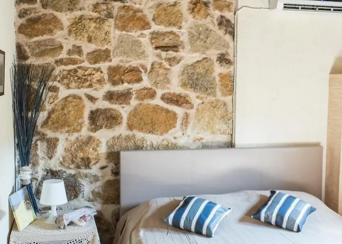 Εξοχικό σπίτι Stone Νέα Ρόδα